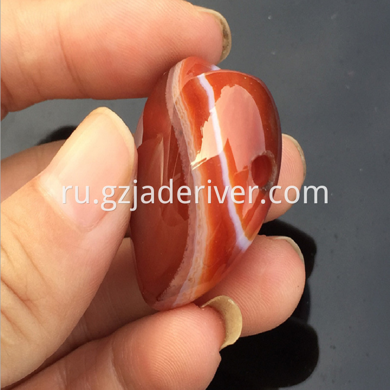 Heart-shaped agate stone